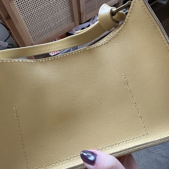 Madewell Sydney Hobo Shoulder Bag - Light Yellow - Picture 6 of 7